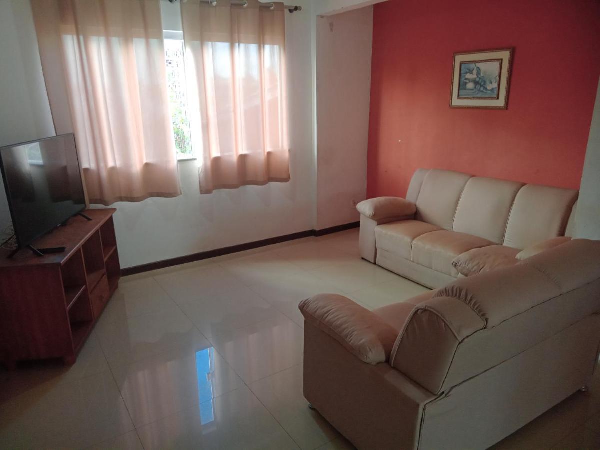 סלבאדור Apts E Suites Em Stella Maris מראה חיצוני תמונה